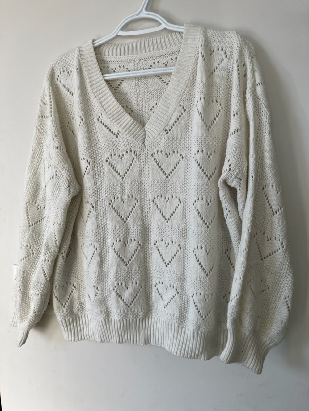 Adorable large lightweight women’s v-neck sweater